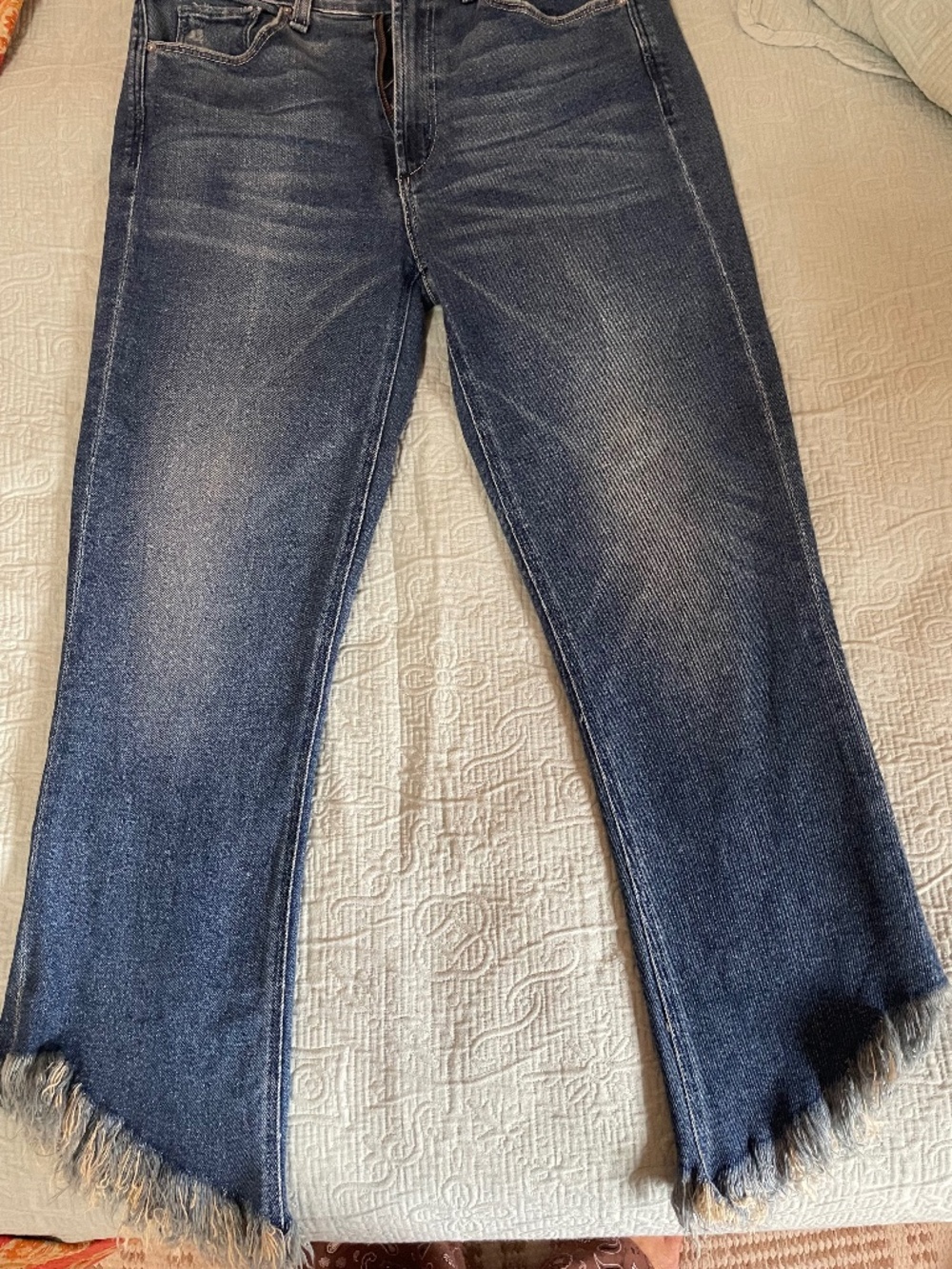 McGuire Jeans- Valetta straight w fringed hem- size 30